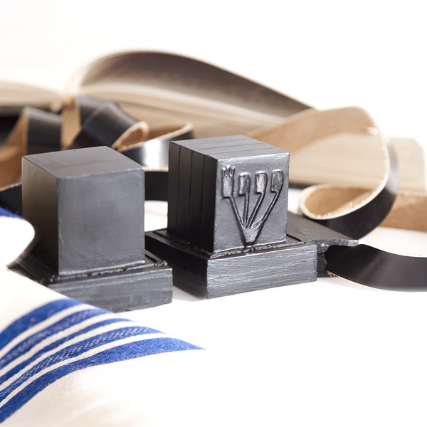 What Are Tefillin?